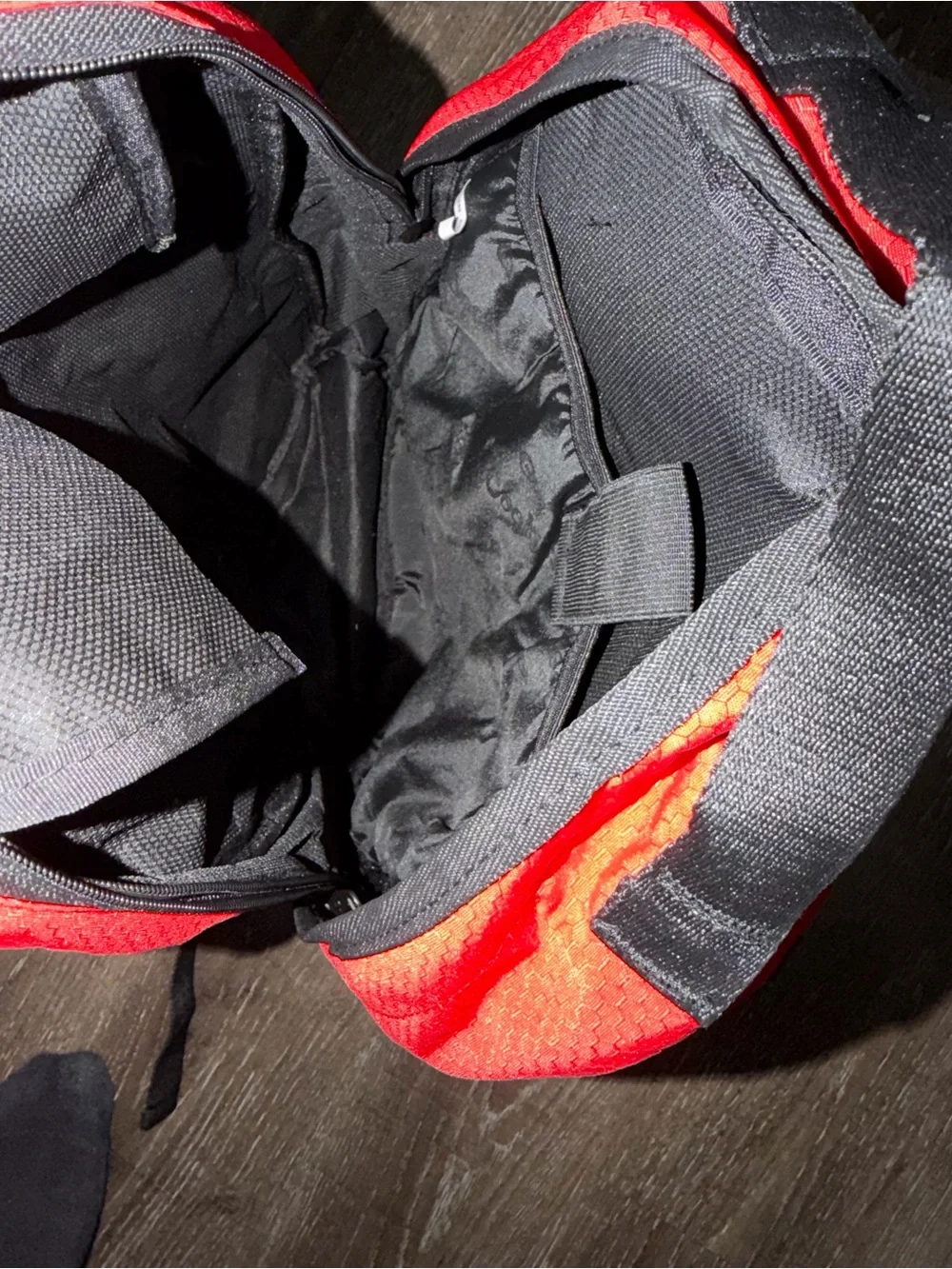 Red Logo-Print Backpack with Mesh Pockets - Men's Daypack